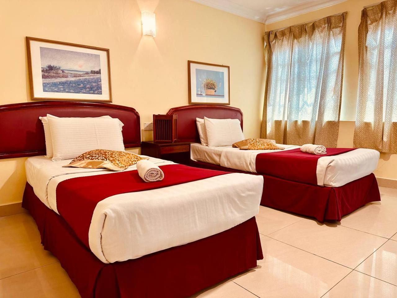 Carlton Hotel Seremban - Next To Terminal Bus Station エクステリア 写真