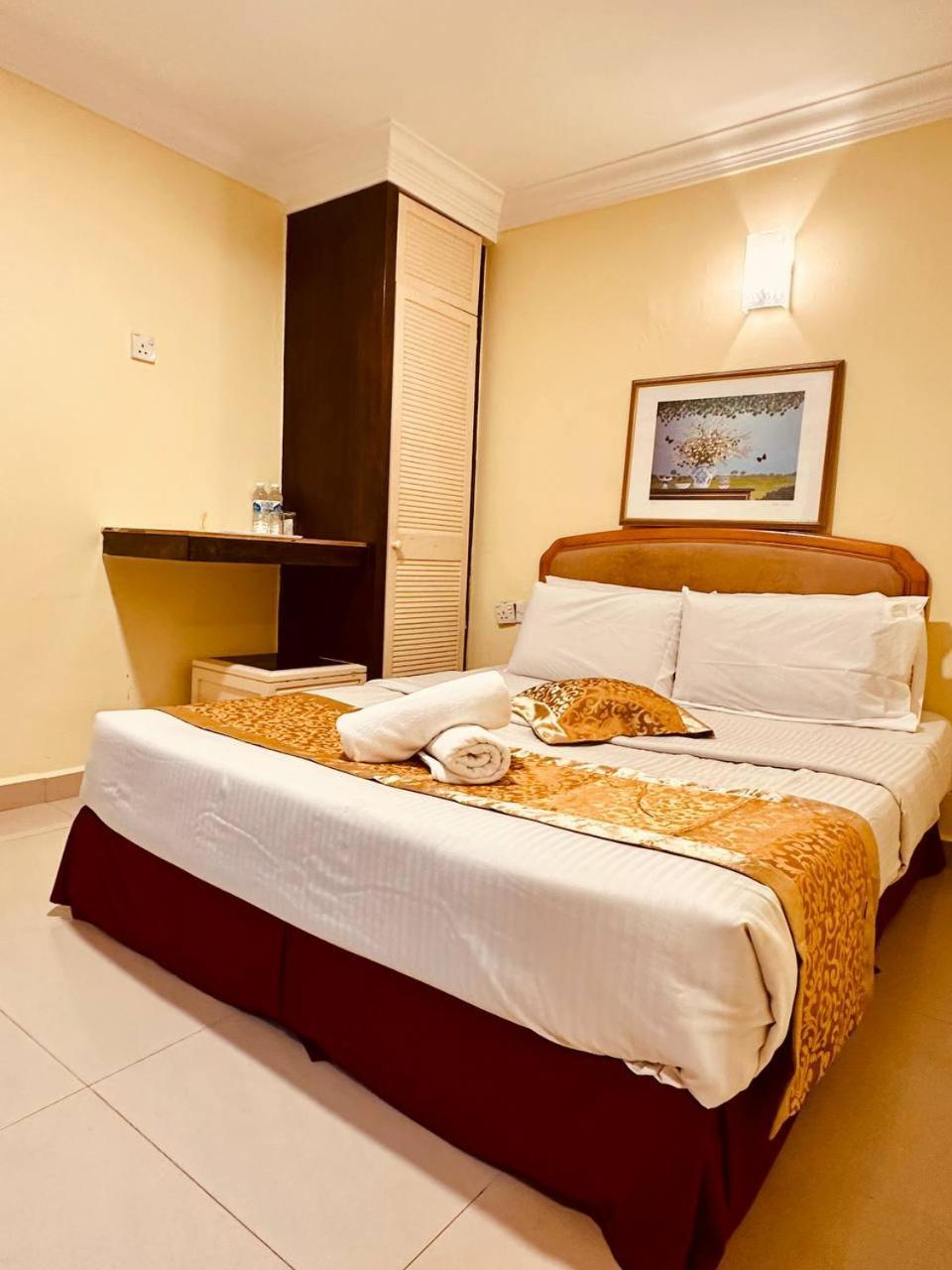Carlton Hotel Seremban - Next To Terminal Bus Station エクステリア 写真